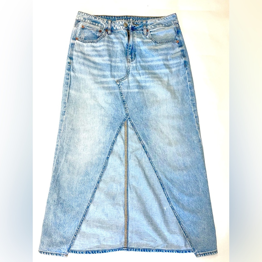 American Eagle split light wash denim maxi skirt